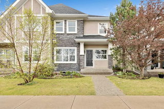 1042 Wentworth Rise