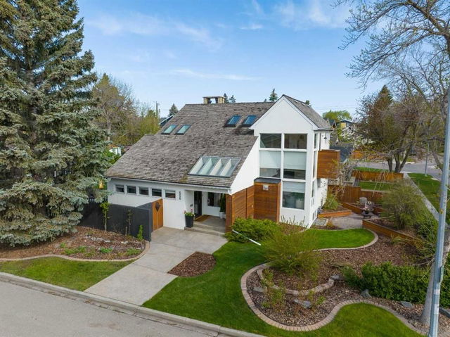 606 Alexander Crescent