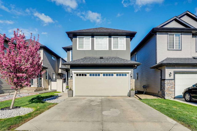 93 Saddletree Close