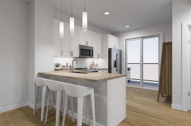 102 - 30 Rochester View