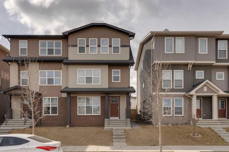 557 Savanna Boulevard NE, Calgary, Alberta