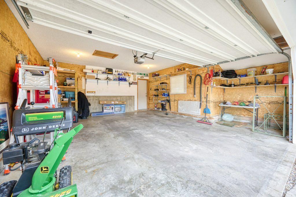 Listing Image 40