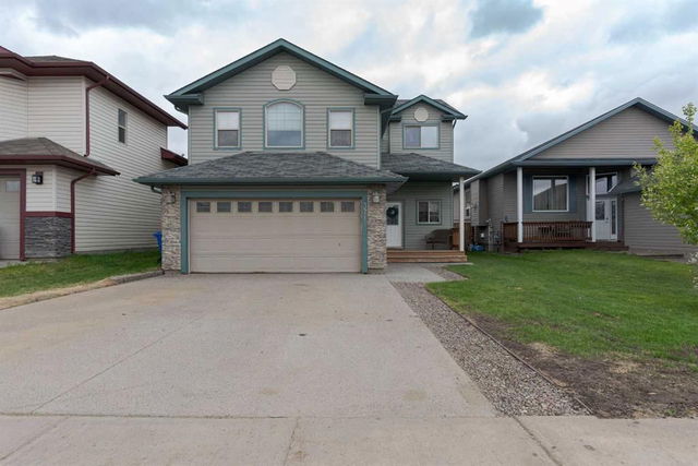 371 Fireweed Crescent