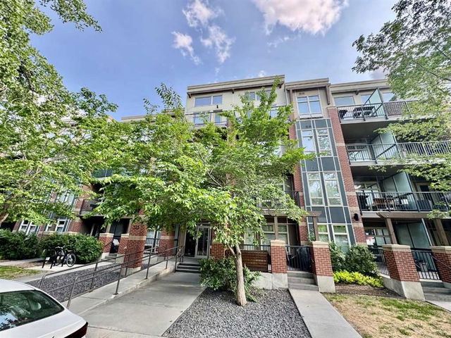 421 - 323 20 Avenue