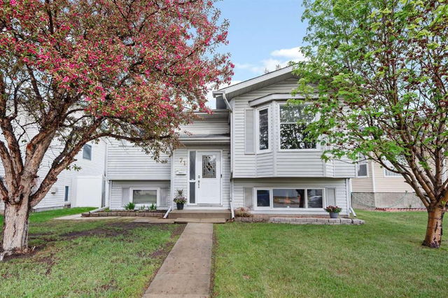 71 Kemp Avenue
