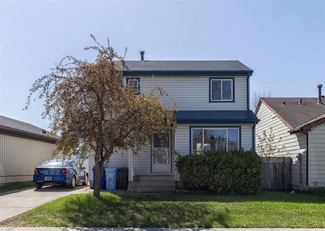 105 Bird Crescent
