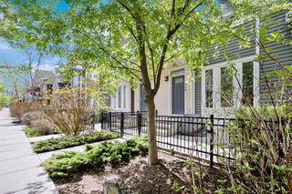 719 Auburn Bay Square