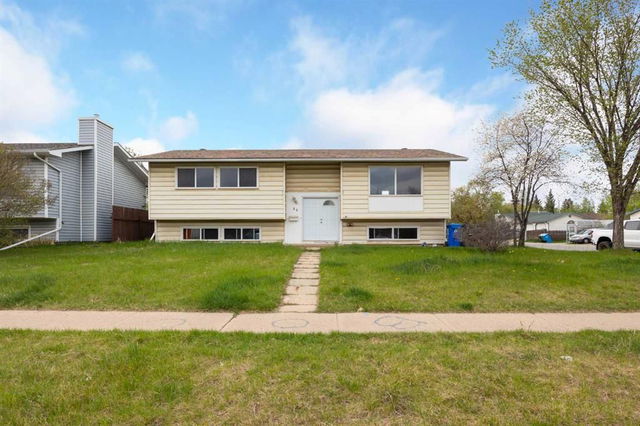 44 CENTENNIAL Drive
