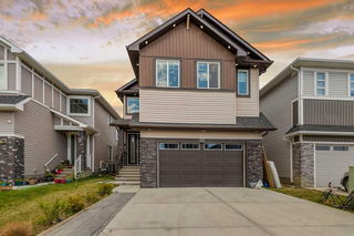 382 Saddlecrest Circle