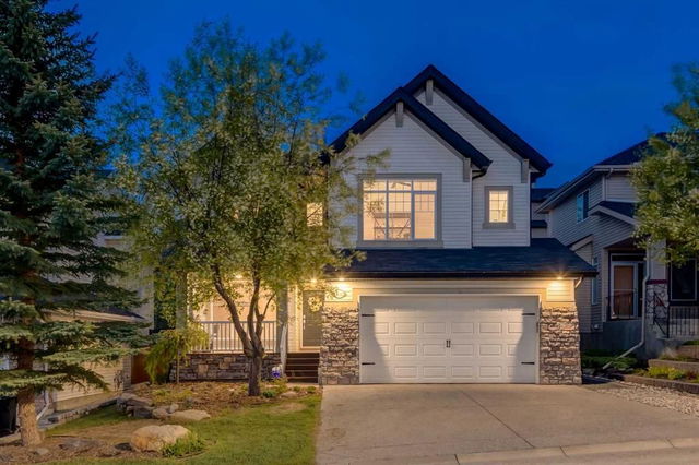 162 CRESTRIDGE Way