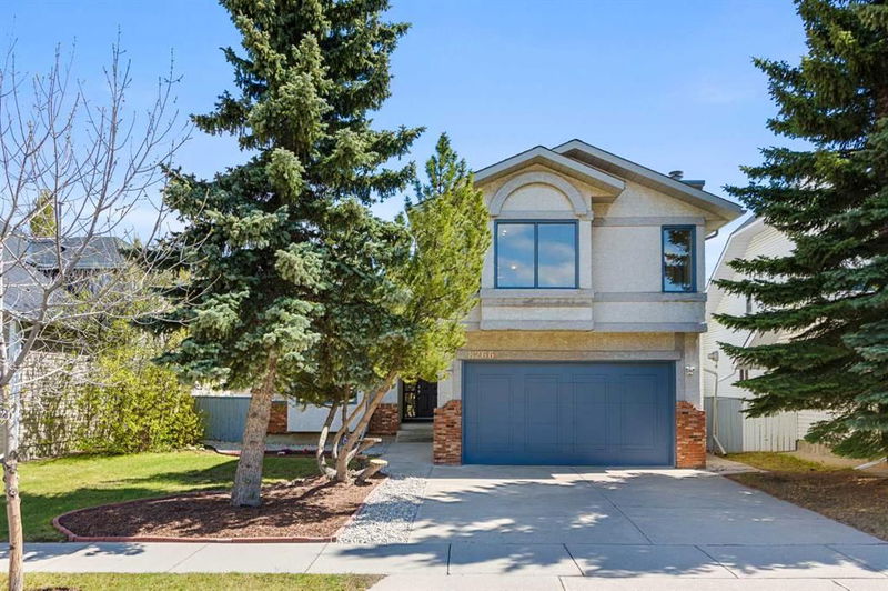 8266 Edgebrook Drive NW, Calgary, Alberta