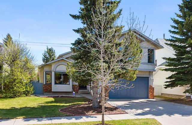 8266 Edgebrook Drive
