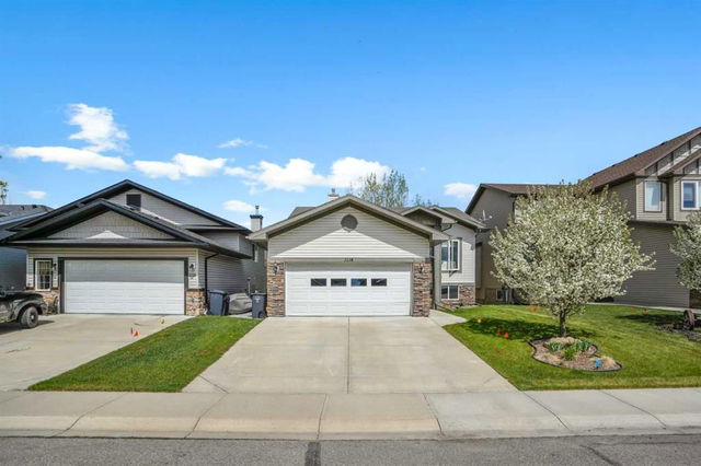1114 Highland Green View