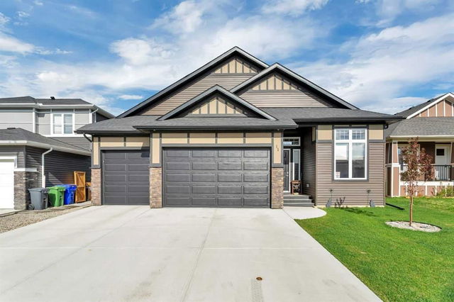 11 Vireo Avenue