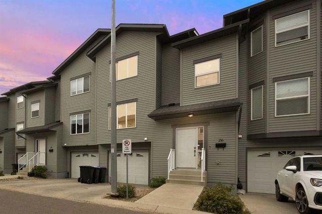 26 - 120 Warren Way