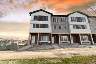 301 Corner Meadows Manor