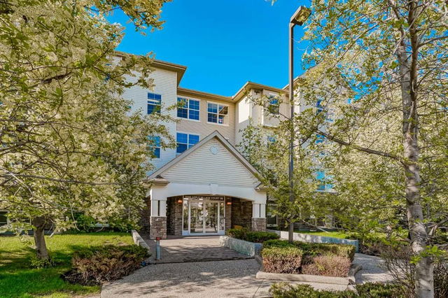 313 - 2000 Applevillage Court