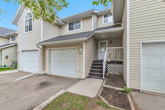 24 - 567 Edmonton Trail