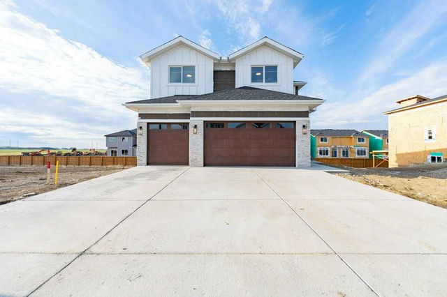 351 Waterford Grove