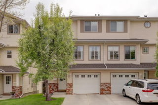 82 Country Hills Cove