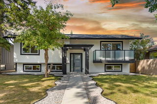 171 Maple Court Crescent