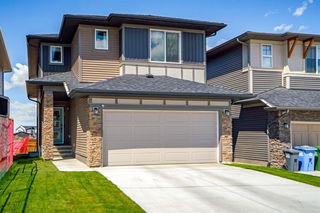 40 Emberside Green