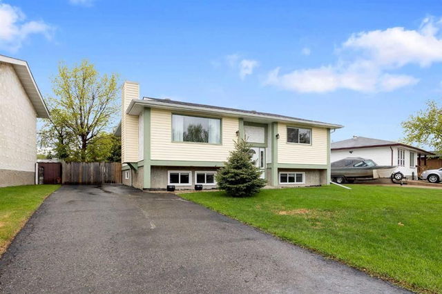 322 Hillcrest Drive