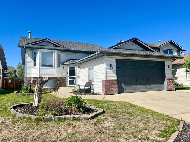 117 Lamont Close