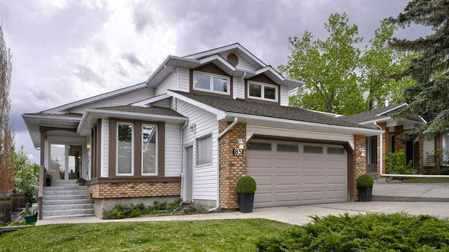85 Stradwick Rise