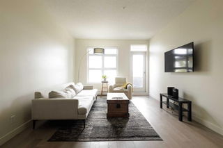 203 - 25 Auburn Meadows Avenue