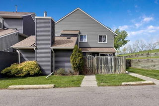 132 - 46 Glamis Green