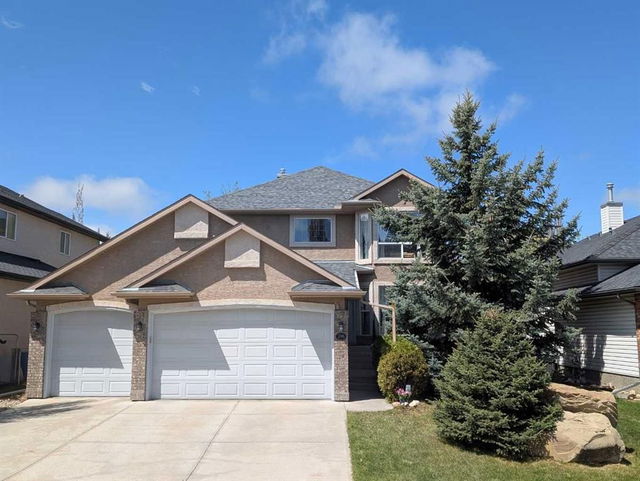 206 Elmont Bay