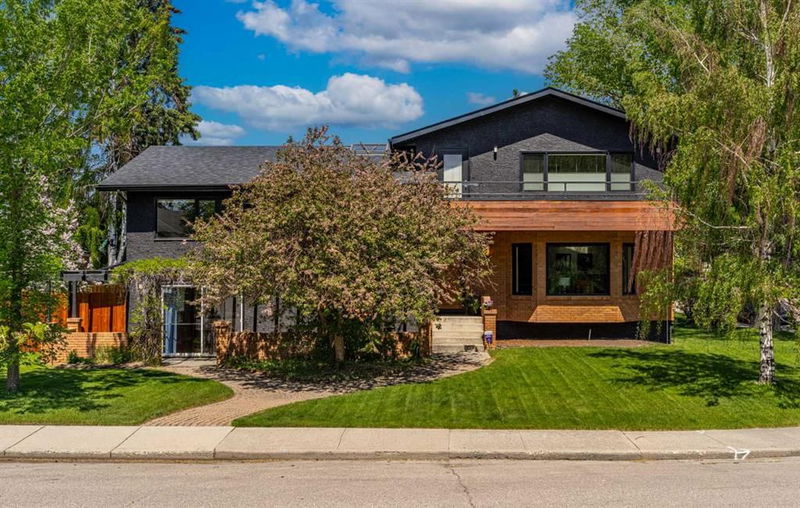 2604 11 Avenue NW, Calgary, Alberta