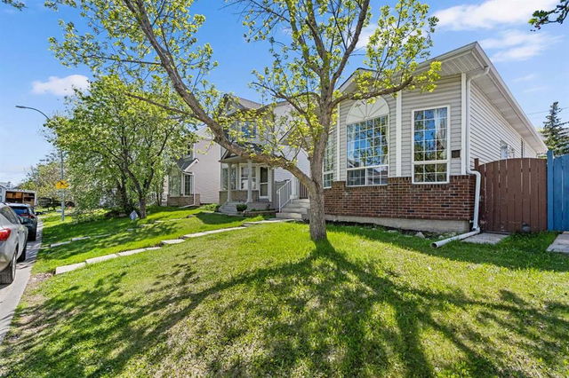 208 Harvest Gold Circle