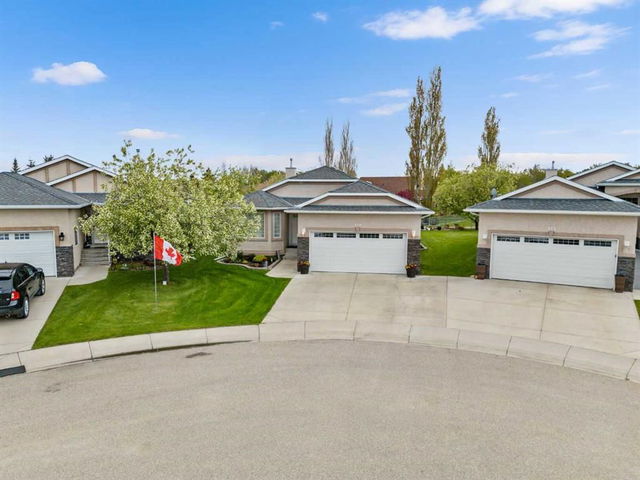 310 Riverside Garden