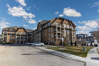202 - 30 Mahogany Mews