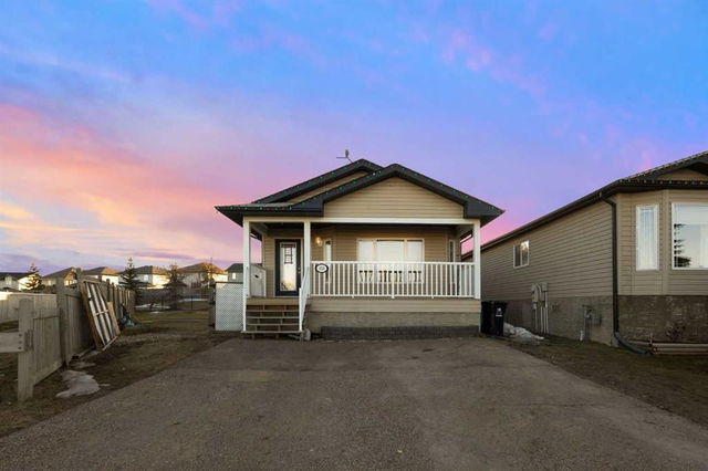 253 Ash Way