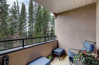 224 - 30 Discovery Ridge Close