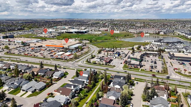 115 Harvest Oak Crescent