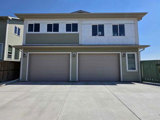 2 - 602 Bluebell Bay