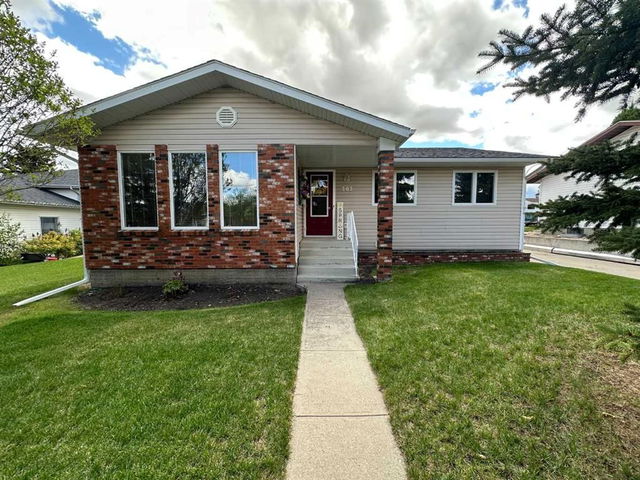 303 Westhill Close