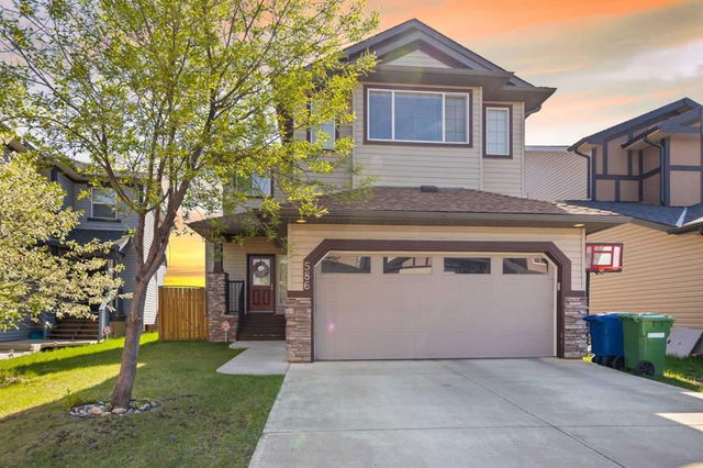 586 Luxstone Landing