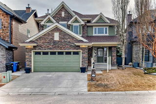 11 Cougar Plateau Place
