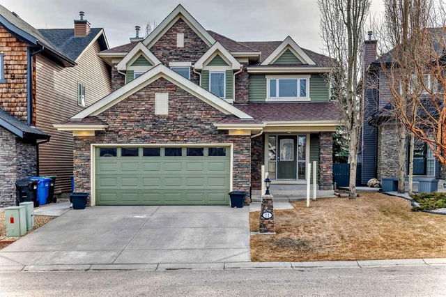 11 Cougar Plateau Place