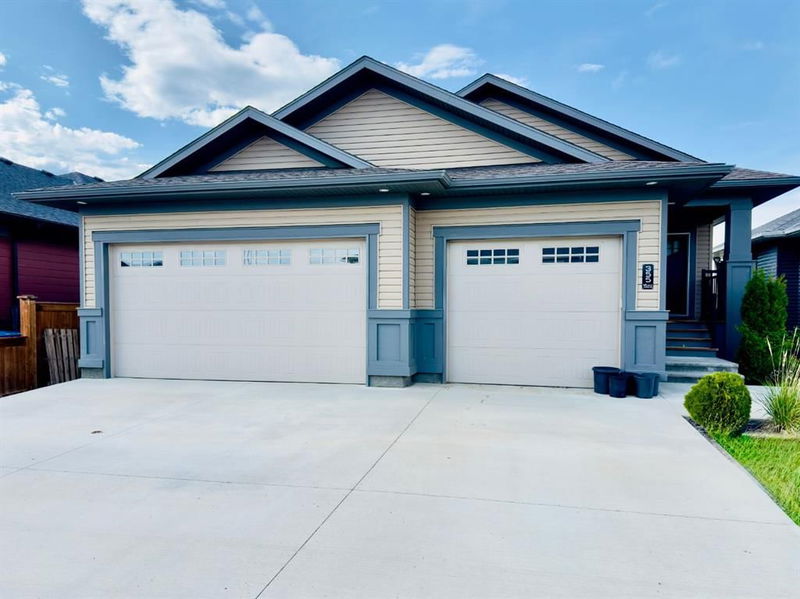 355 Skeena Crescent W, Lethbridge, Alberta