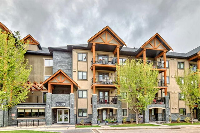 2419 - 402 Kincora Glen Road