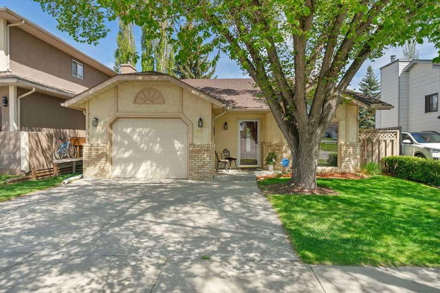 10 Hunters Gate