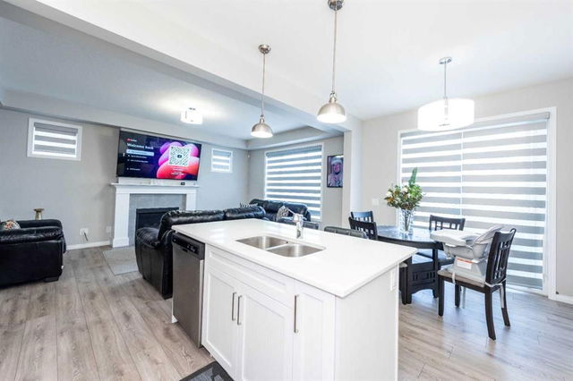30 Cityside Way