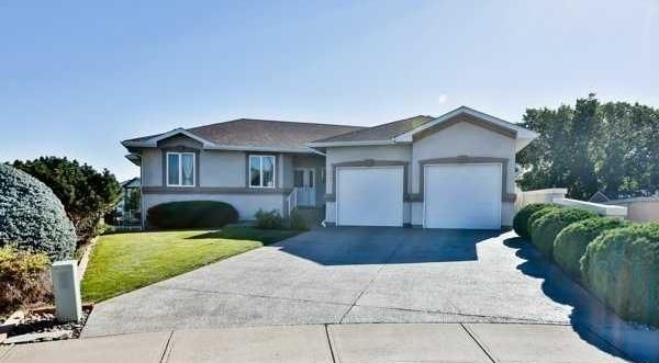 77 Fairmont Park Landing