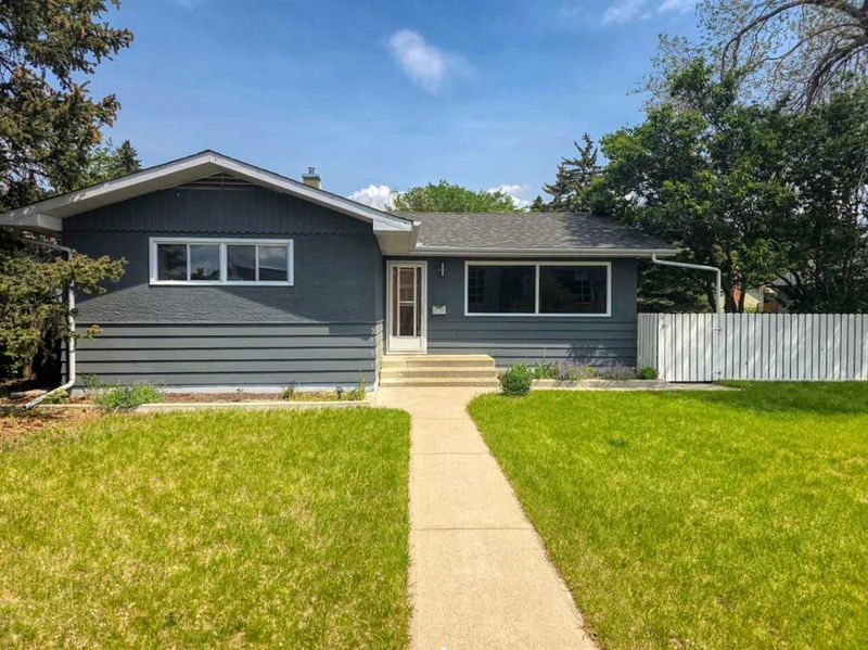 5104 Grove Hill Road SW, Calgary, Alberta